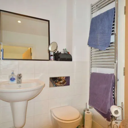 1 Bedroom Near Stokes Croft شقة *